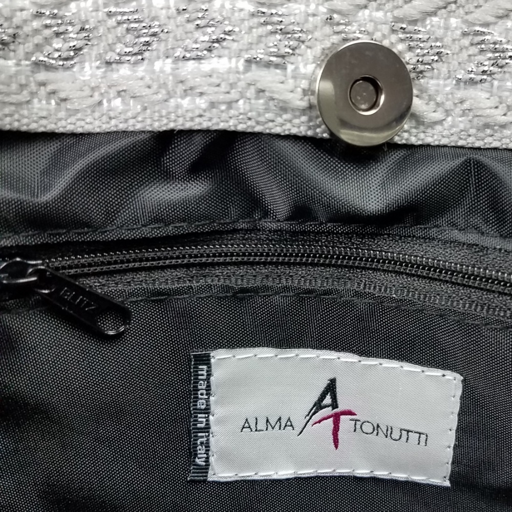 Alma Tonutti Metallic Woven Italian Tote - Picture 7 of 7